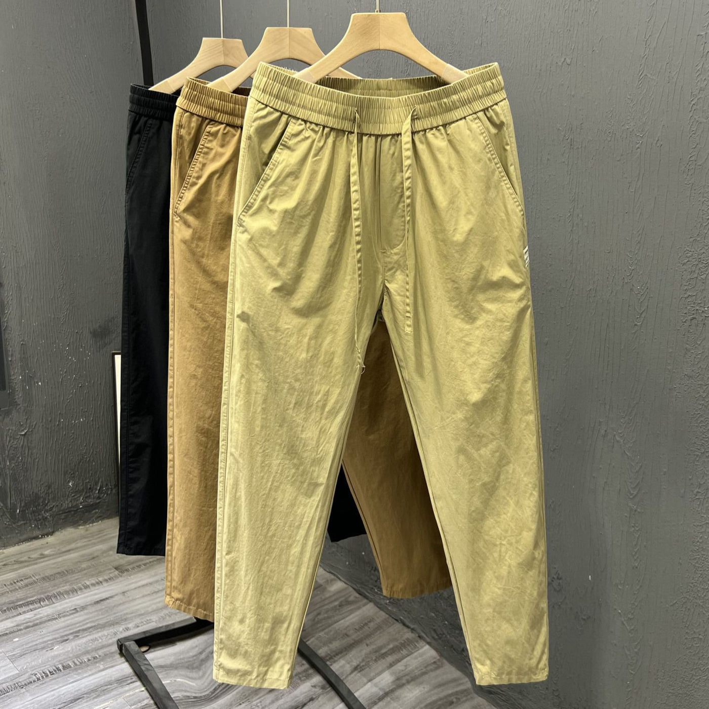 Men's Classic Tech-Fabric Jogger Pants
