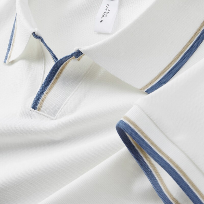 Trendy Men's Polo with Contrast Trim